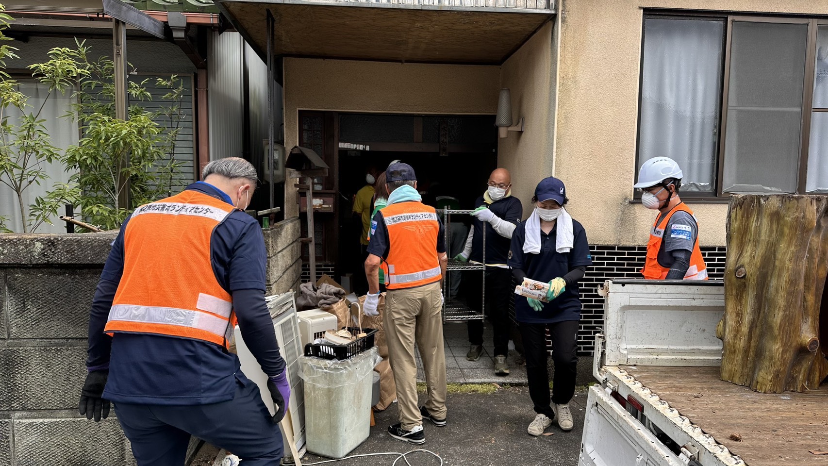 公費解体予定家屋からの家財搬出作業 災害ボランティア