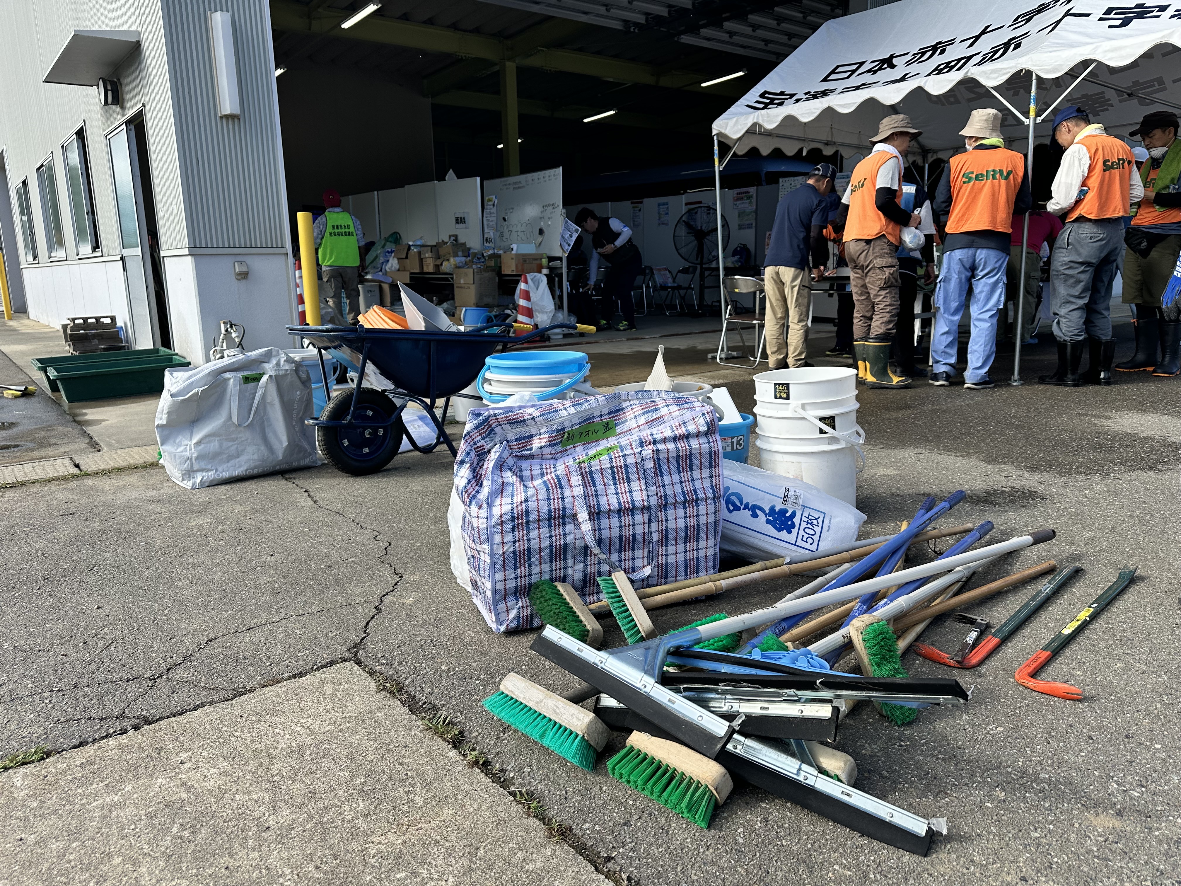 宝達志水町 能登半島豪雨 床上浸水家屋の清掃作業 災害ボランティア