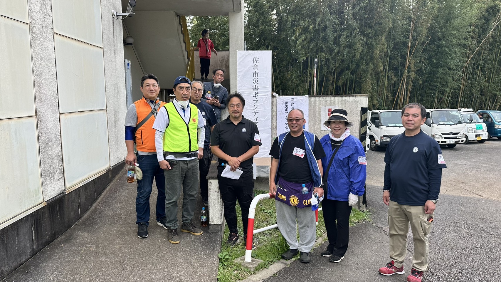 佐倉市 災害ボランティア 水没家財の搬出・積み込みと廃棄物仕分け作業